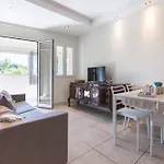 Stupendo Trilocale Posto Auto Gratuito - Wifi & Netflix Apartment Sanremo