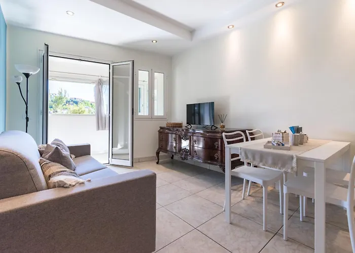 Stupendo Trilocale Posto Auto Gratuito - Wifi & Netflix 公寓 圣雷默