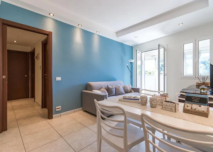 Apartament Stupendo Trilocale Posto Auto Gratuito - Wifi & Netflix