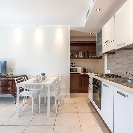 Stupendo Trilocale [posto Auto Gratuito - Wifi&netflix] *